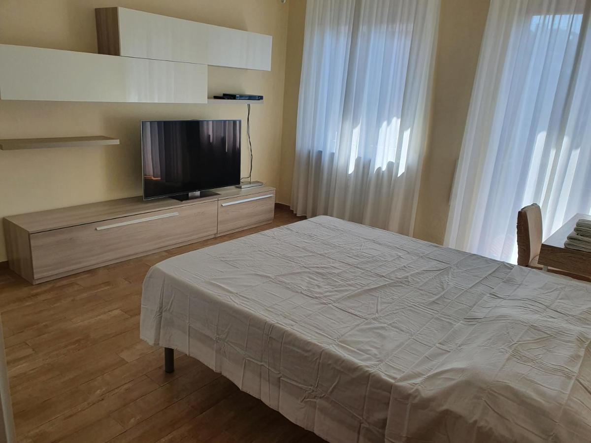 De Candia House Daire Rescaldina Dış mekan fotoğraf